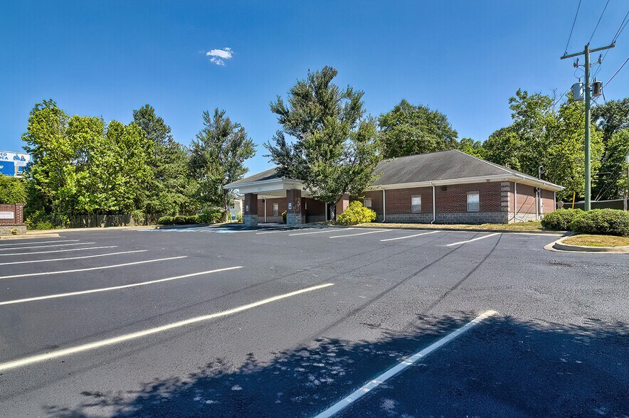 811 Sunset Blvd, West Columbia, SC à vendre - Photo du bâtiment - Image 3 de 48