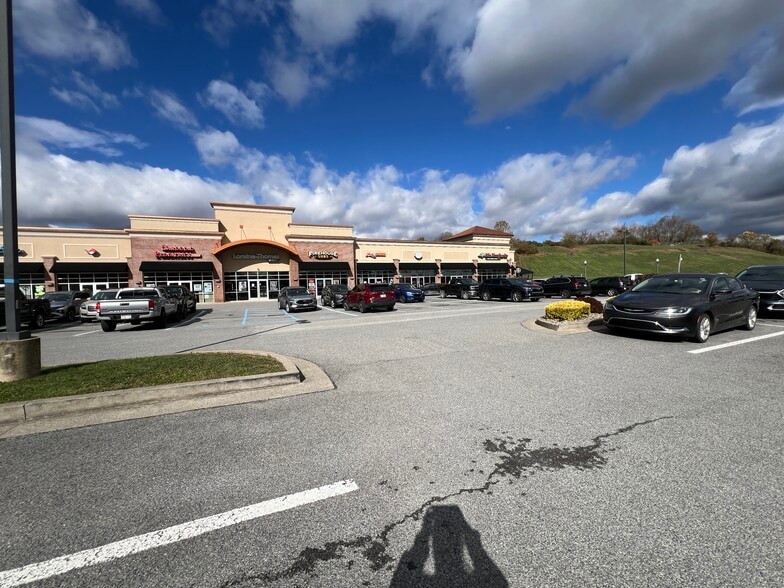 139 Conference Center Way, Bridgeport, WV for lease - Building Photo - Image 3 of 21