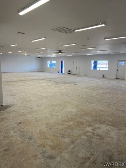 5725 S Highway 95, Fort Mohave, AZ à vendre - Photo intérieure - Image 3 de 9