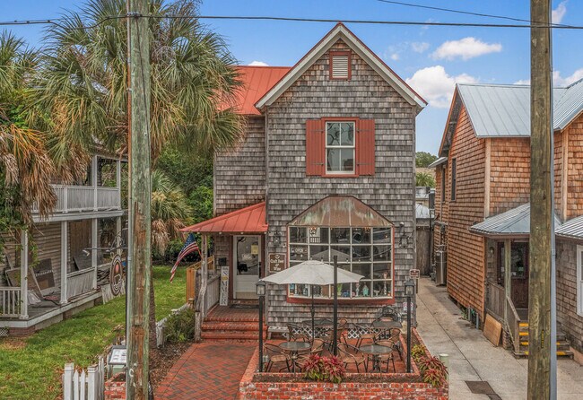 Plus de détails pour 47 Cordova St, Saint Augustine, FL - Commerce de détail à vendre