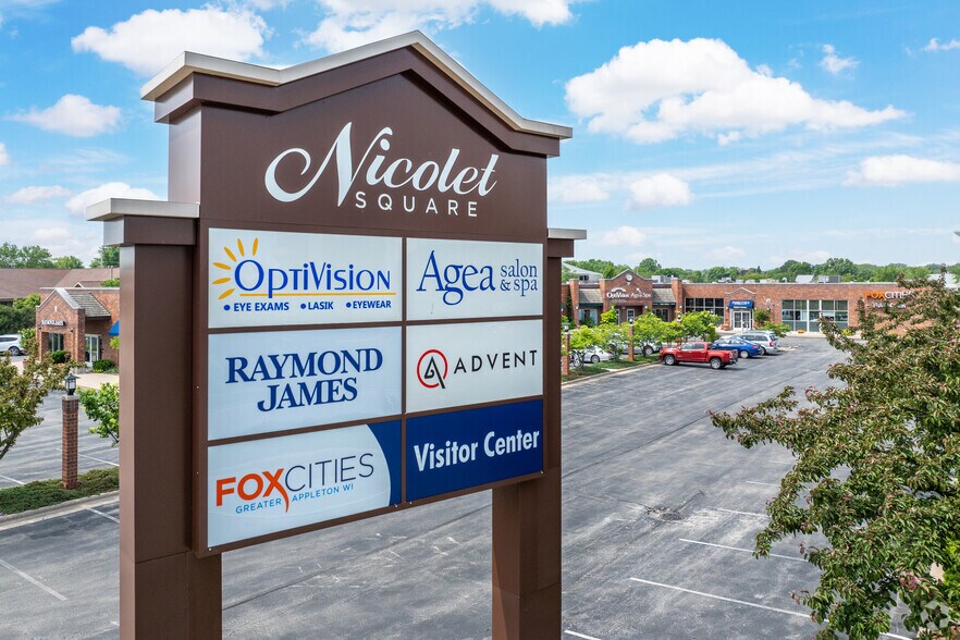 213-259 S Nicolet Rd, Appleton, WI à louer - Photo du bâtiment - Image 3 de 10