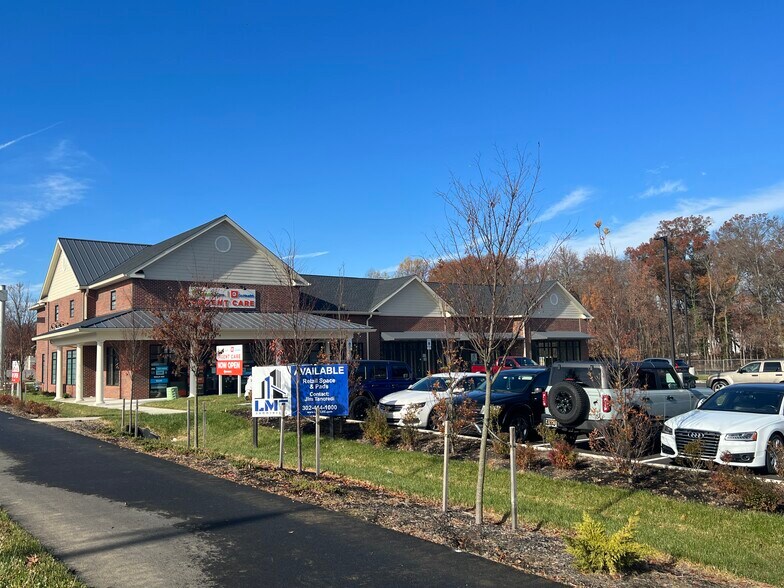 2675 Pulaski Hwy, Newark, DE à louer - Photo du bâtiment - Image 2 de 8