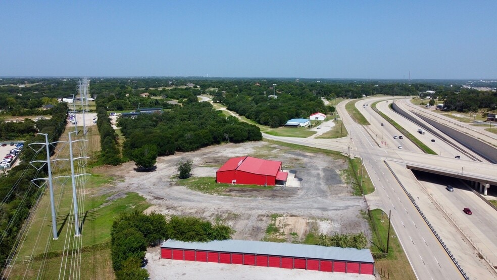 12125 Jacksboro Hwy, Fort Worth, TX for lease - Building Photo - Image 2 of 9