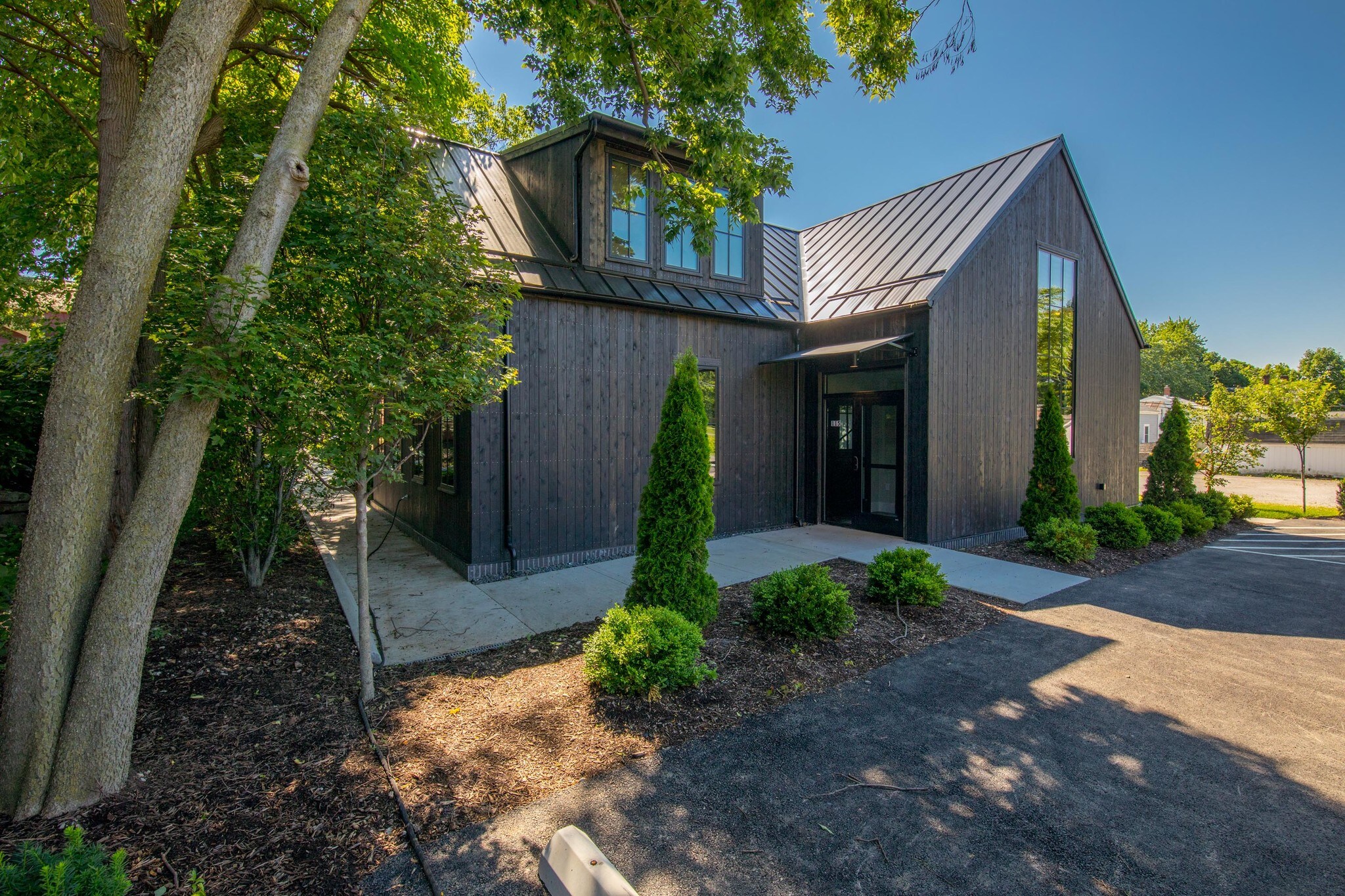 115 S High St, Dublin, OH à louer Photo du bâtiment- Image 1 de 13