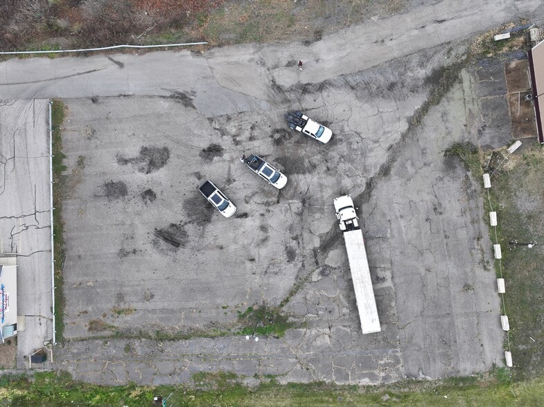 1980 Main St, Follansbee, WV à vendre - Photo du bâtiment - Image 3 de 3