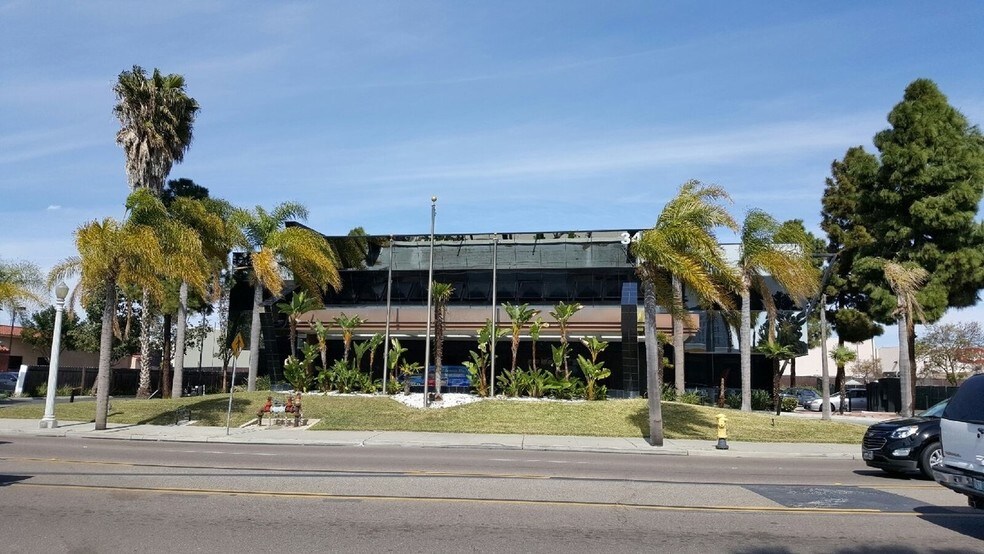 3434 Midway Dr, San Diego, CA à vendre - Photo du bâtiment - Image 3 de 18