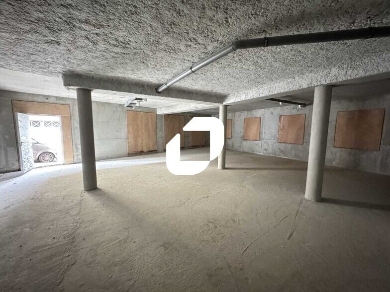 Bureau dans Vanves à louer - Photo du bâtiment - Image 3 de 9