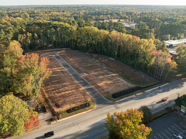 2751 E Main St, Spartanburg, SC for sale - Building Photo - Image 3 of 23