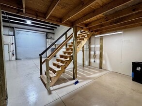 8251-8259 Blaikie Ct, Sarasota, FL for lease Interior Photo- Image 1 of 8