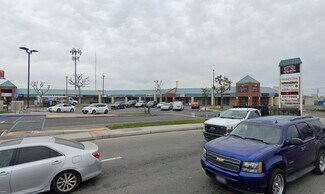 Plus de détails pour 1220 Oak St, Bakersfield, CA - Commerce de détail à louer