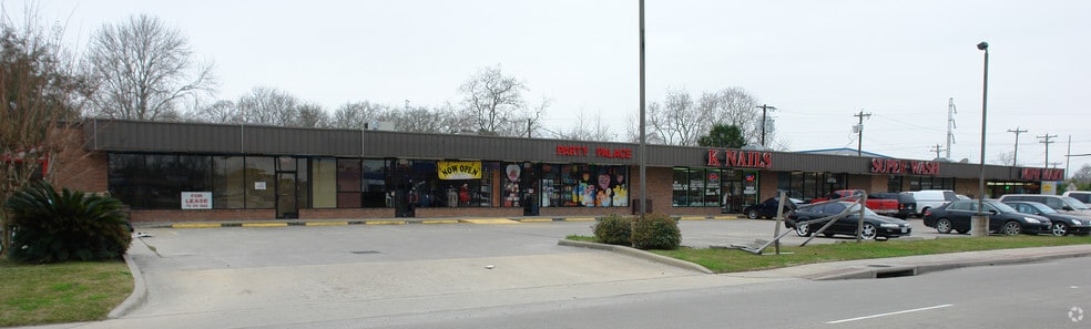 4210-4228 Fm-517, Dickinson, TX for lease - Building Photo - Image 3 of 4