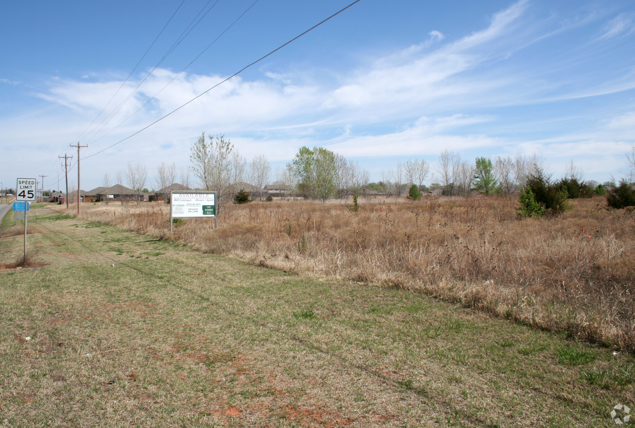 NE 12th Ave, Norman, OK for sale Primary Photo- Image 1 of 2