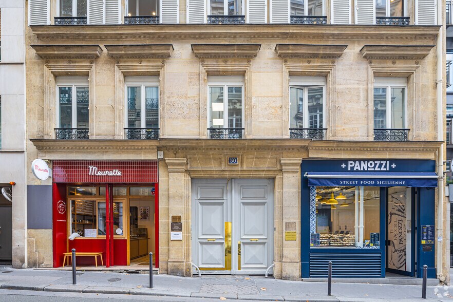 50 Rue De Miromesnil, Paris à vendre - Photo du bâtiment - Image 2 de 15