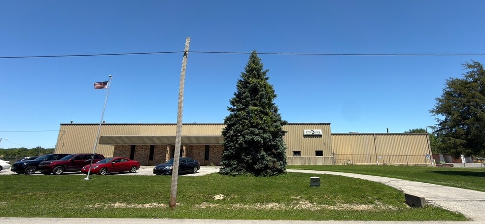 232 W Pearl St, Jonesboro, IN for sale - Building Photo - Image 1 of 20