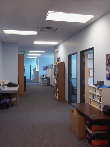 5525 W 56th Ave, Arvada, CO for lease - Interior Photo - Image 2 of 4