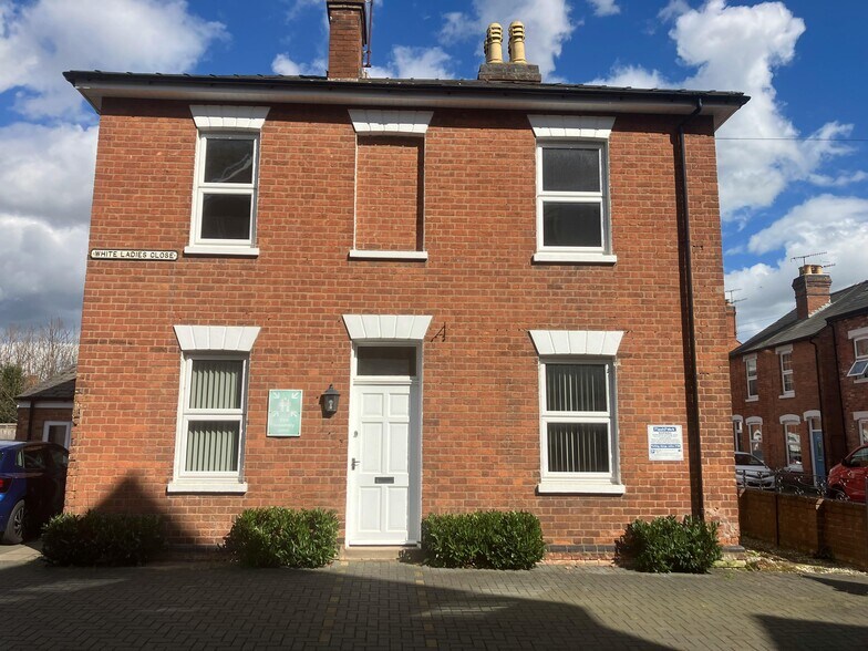 19 White Ladies Clos, Worcester à vendre - Photo du bâtiment - Image 2 de 3