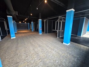 4707 50 St, Red Deer, AB for lease Interior Photo- Image 2 of 13