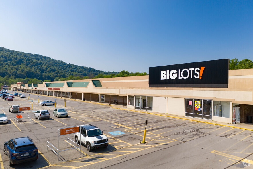 Green Garden Rd, Aliquippa, PA à louer - Photo du bâtiment - Image 3 de 4