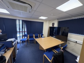 Claylands Rd, Bishops Waltham for lease Interior Photo- Image 2 of 9