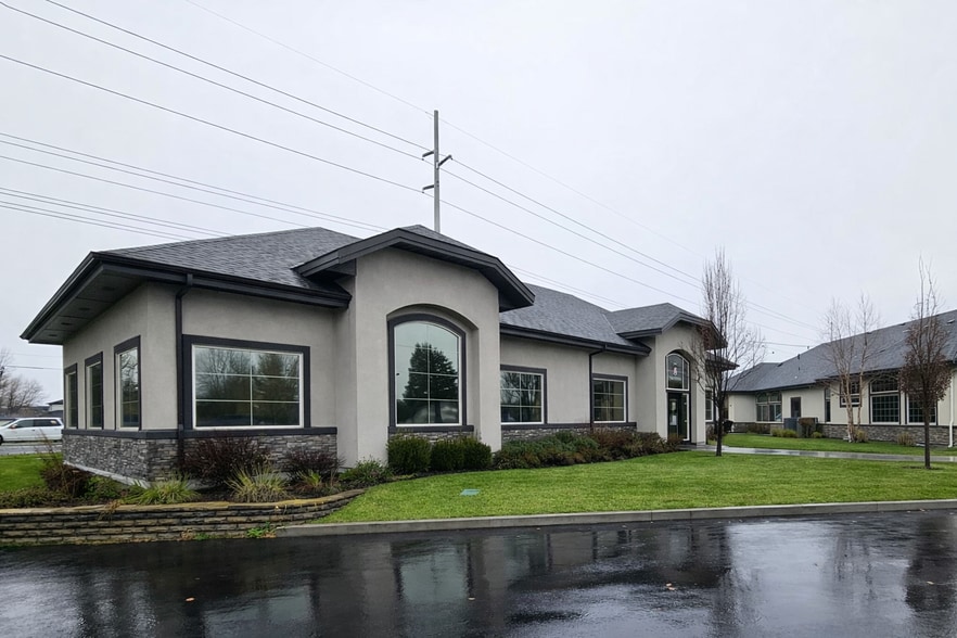 3140 W Belltower Dr, Meridian, ID à louer - Photo du bâtiment - Image 2 de 8