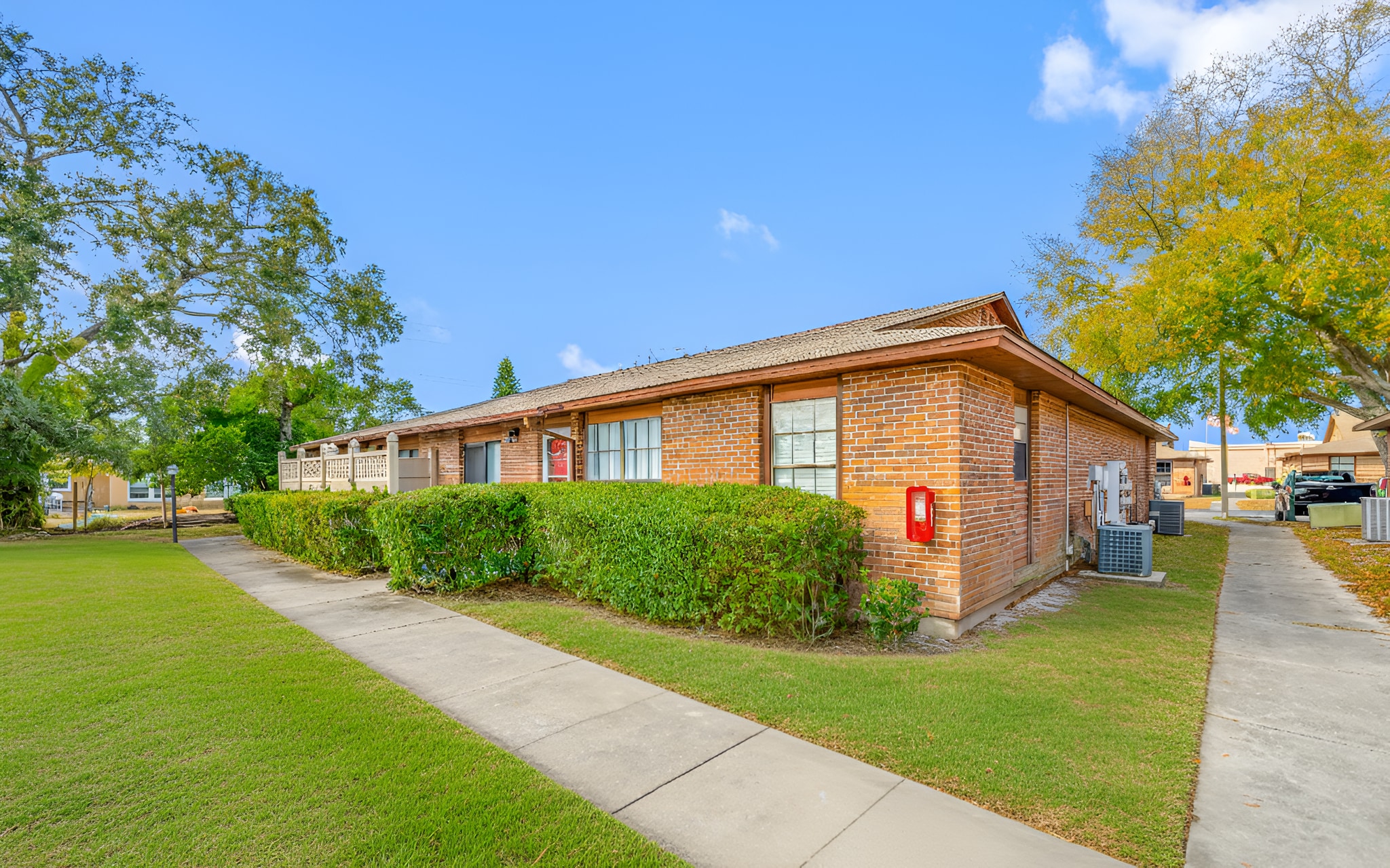 7110 Tudor Ln, Port Richey, FL for sale Primary Photo- Image 1 of 16