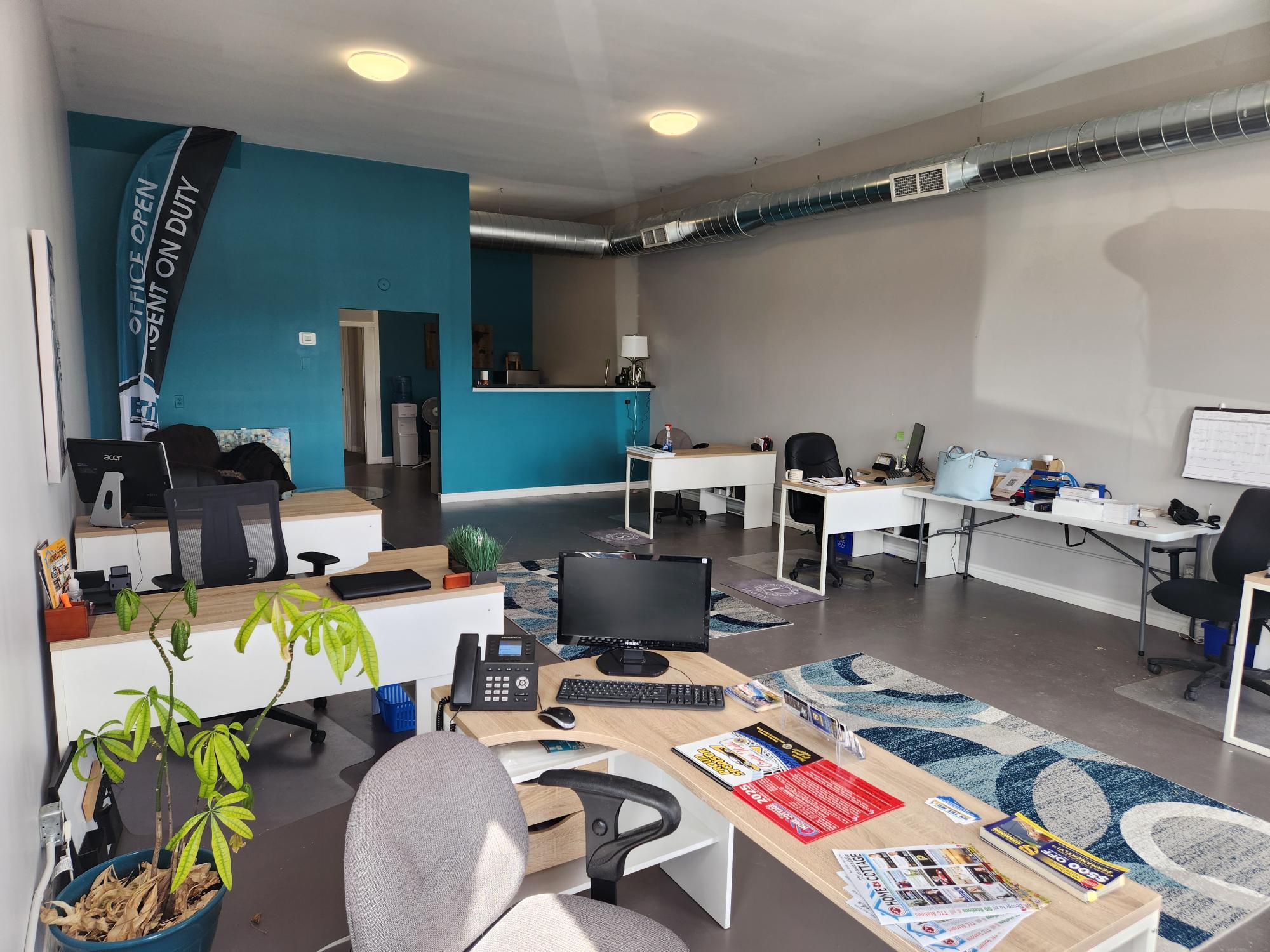 566 Frank Hill Rd, Peterborough, ON for lease Interior Photo- Image 1 of 6