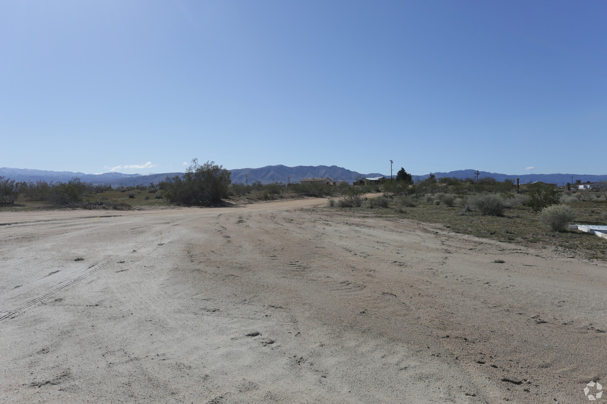 Bear Valley Rd, Apple Valley, CA for sale Building Photo- Image 1 of 5