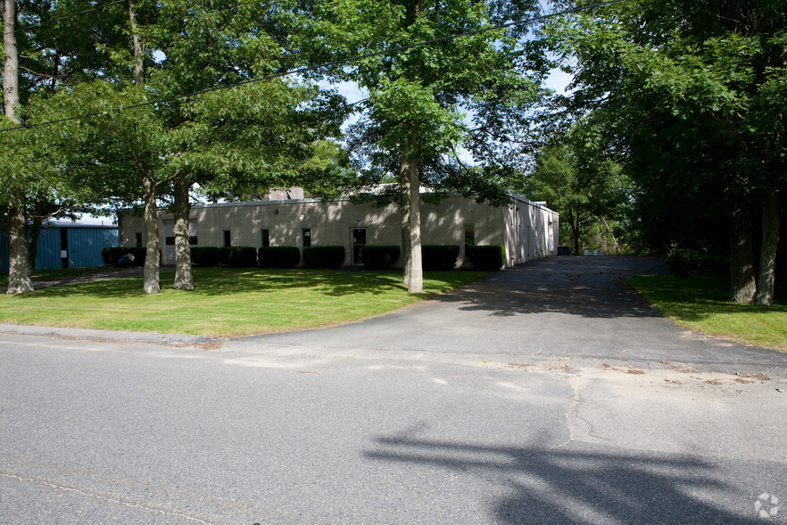 16 Extension St, Attleboro, MA for sale - Primary Photo - Image 1 of 1