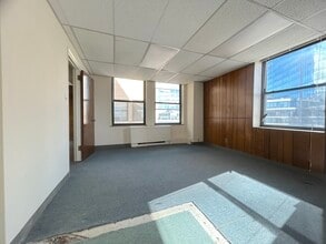 175 Main St, White Plains, NY for lease Interior Photo- Image 2 of 4