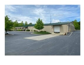 108 Asheville Commerce Pky, Candler, NC for lease Interior Photo- Image 2 of 6