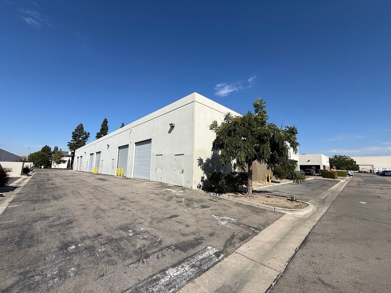 12610 WESTMINSTER Ave, Garden Grove, CA for lease - Building Photo - Image 3 of 6