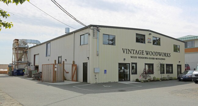 More details for 6701 Oldfield Rd, Saanich, BC - Industrial for Sale