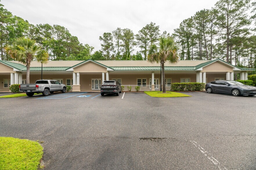 121 Mead Rd, Hardeeville, SC à louer - Photo du bâtiment - Image 2 de 13