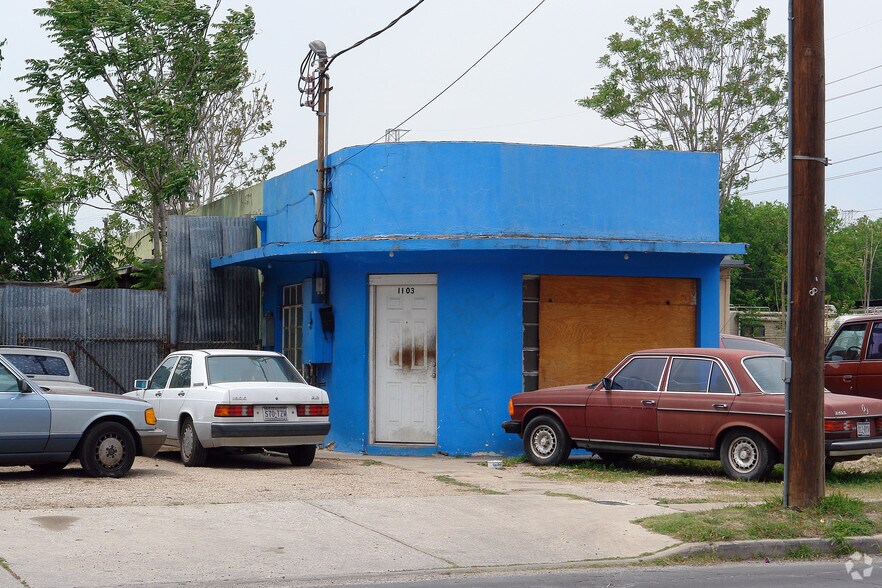 1107 Roosevelt Ave, San Antonio, TX à vendre - Photo du bâtiment - Image 3 de 4