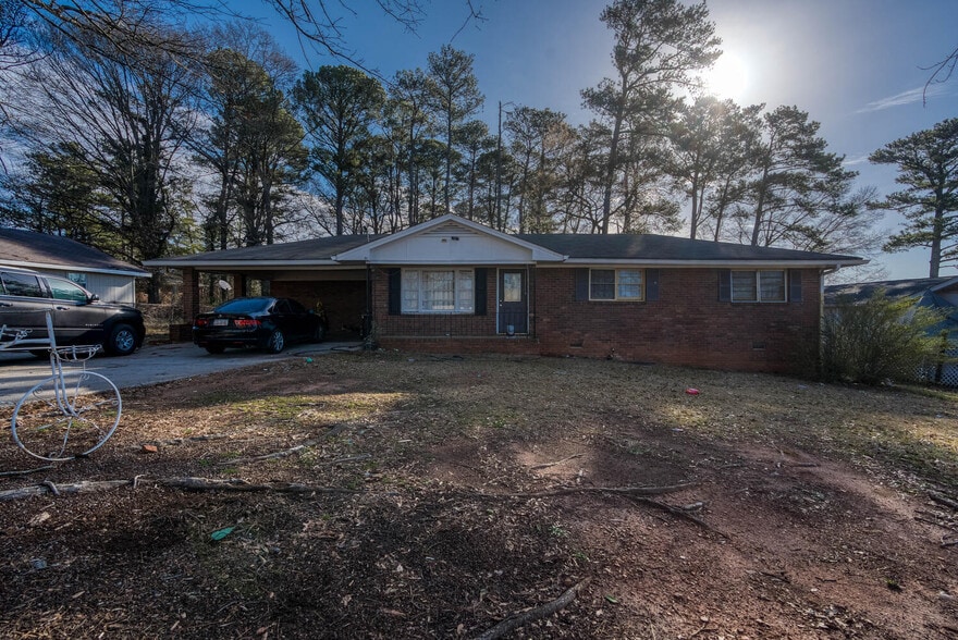 3865 Story Dr SW, Marietta, GA for sale - Primary Photo - Image 3 of 22