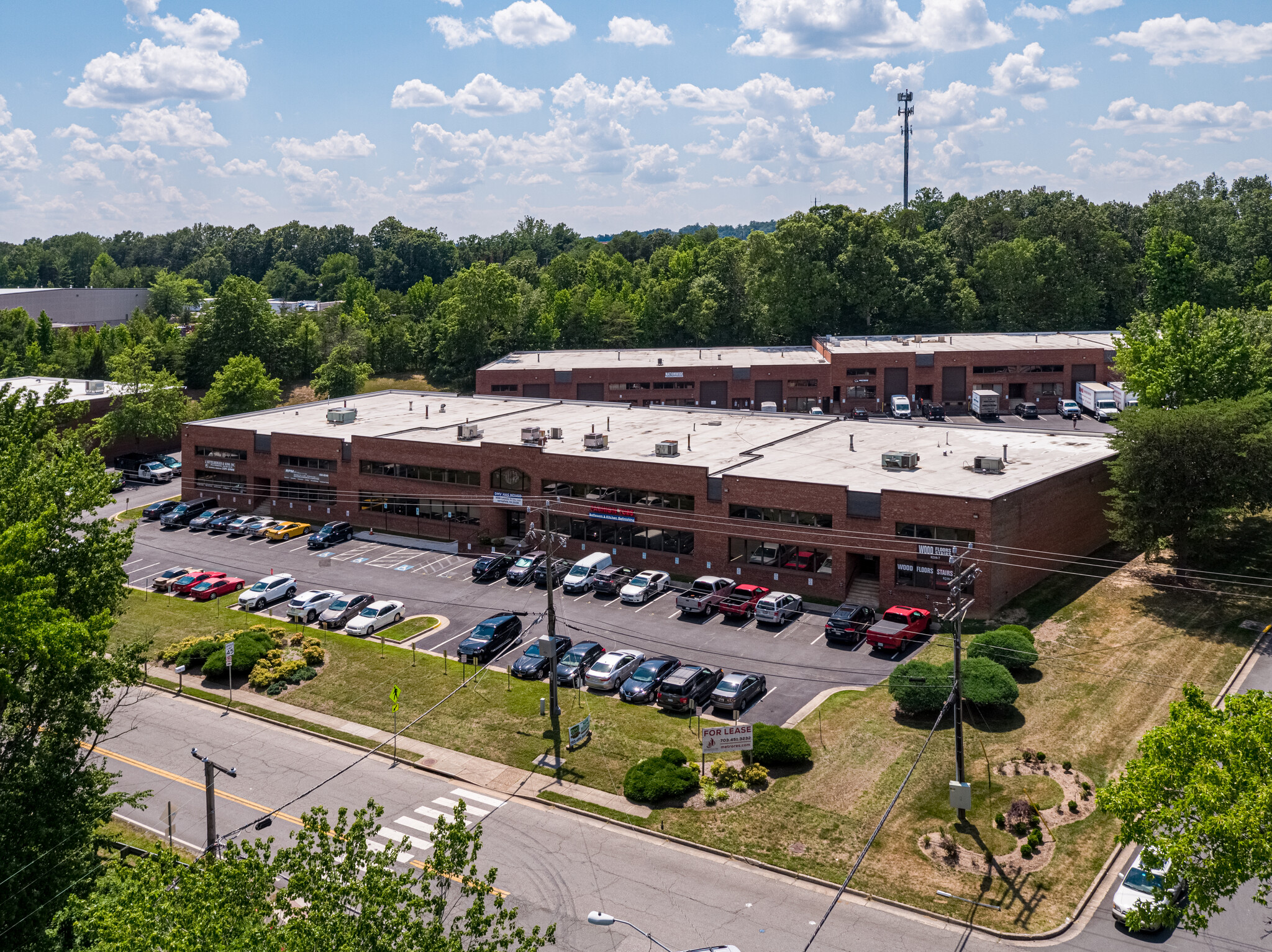 8210 Cinder Bed Rd, Lorton, VA for lease Building Photo- Image 1 of 10