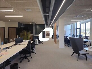 Plus de détails pour Plusieurs types d'espaces à louer