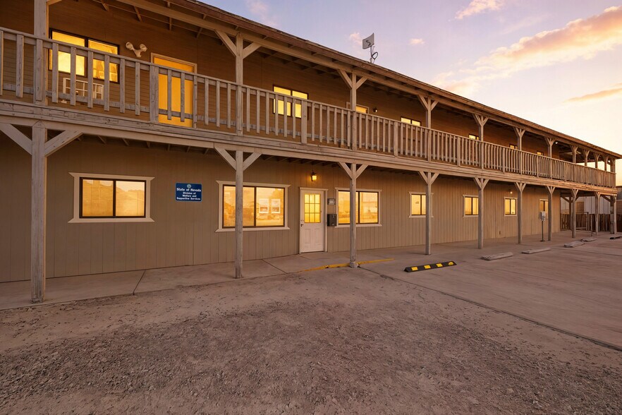 1000 C St, Hawthorne, NV à vendre - Photo du bâtiment - Image 1 de 15