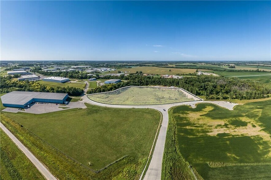 5917 Corporate Dr, Saint Joseph, MO à vendre - Aérien - Image 2 de 29