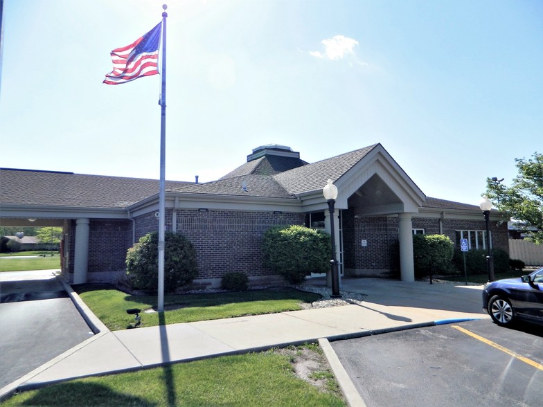 800 Indian Boundary Rd, Chesterton, IN à vendre - Photo du bâtiment - Image 1 de 1