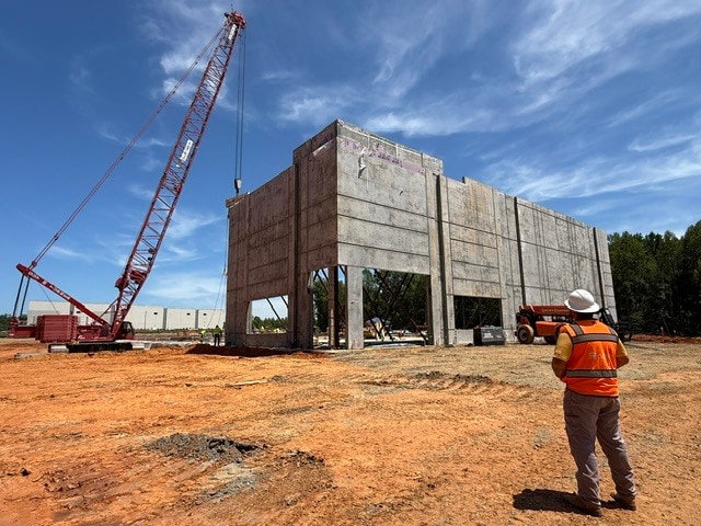 2080 Creekside Industrial Pky, Mebane, NC for lease - Construction Photo - Image 2 of 7