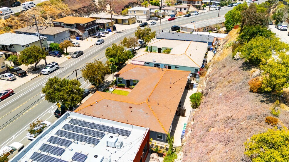 3139 Reynard Way, San Diego, CA à vendre - Photo du bâtiment - Image 3 de 14