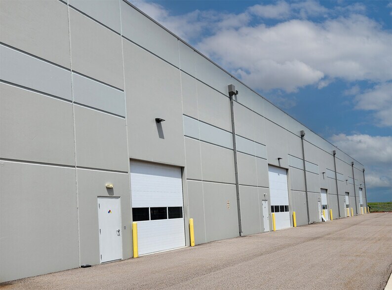 2336 115th Ave, Greeley, CO à vendre - Photo du bâtiment - Image 2 de 7