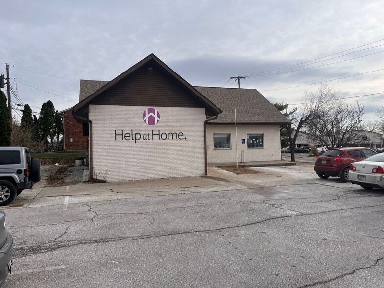 1815 S Walnut St, Bloomington, IN for sale - Primary Photo - Image 1 of 18