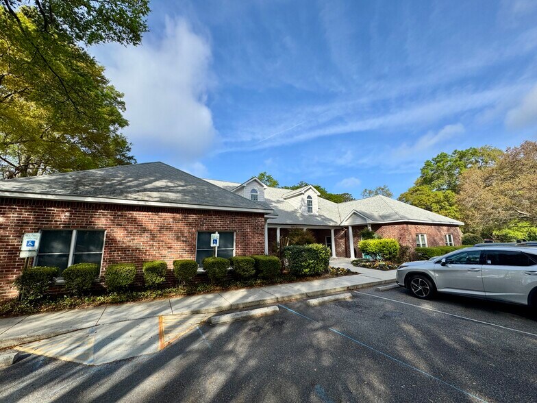 3546 Maybank Hwy, Johns Island, SC for lease - Building Photo - Image 2 of 9