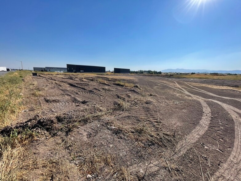 211 1300 E, Lewiston, UT à vendre - Photo du bâtiment - Image 2 de 8