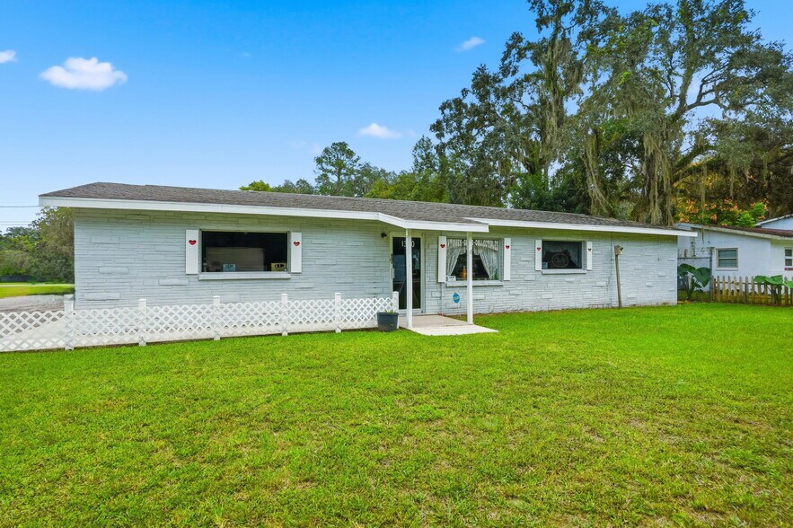 1340 Howell Ave, Brooksville, FL à vendre - Photo du bâtiment - Image 3 de 22