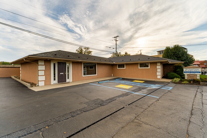 5555 Us-60 E, Huntington, WV for sale - Building Photo - Image 1 of 36