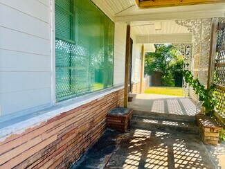 Plus de détails pour 7328 Bauman Rd, Houston, TX - Bureau/Commerce de détail à louer