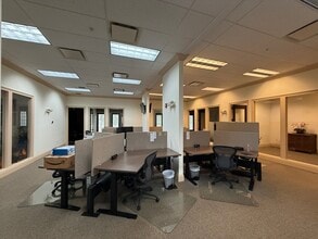 9015 Strada Stell Ct, Naples, FL for lease Building Photo- Image 2 of 9